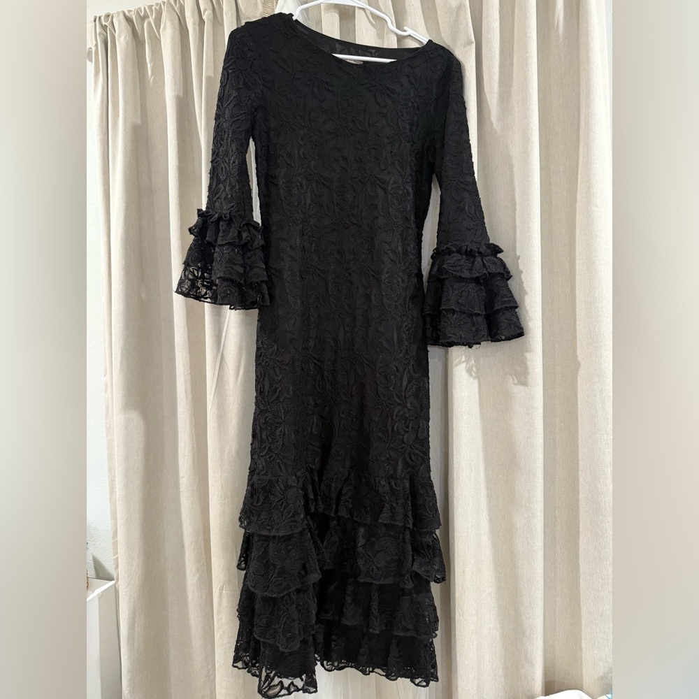 Zadie B’s Cocktail Sheath Dress with Bell Sleeves